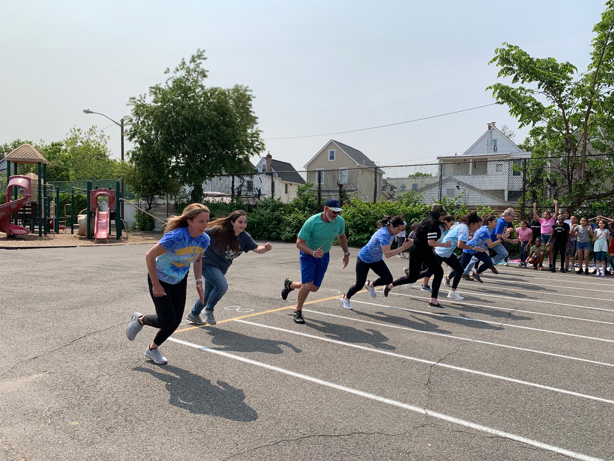 07003Carteret's tweet photo. Carteret Loves When Teachers Get Involved! https://t.co/eJriJppVS7