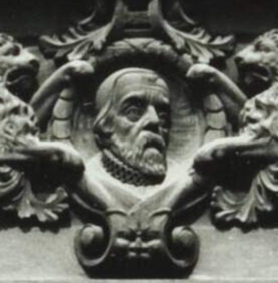 Any historian out here able to identify the fine chap in the picture? He is on the exterior of Caxton Hall, Westminster. Others that have been identified are Milton, Chaucer, Caxton and Shakespeare. <a href="/LondonHistorian/">London Historians</a>