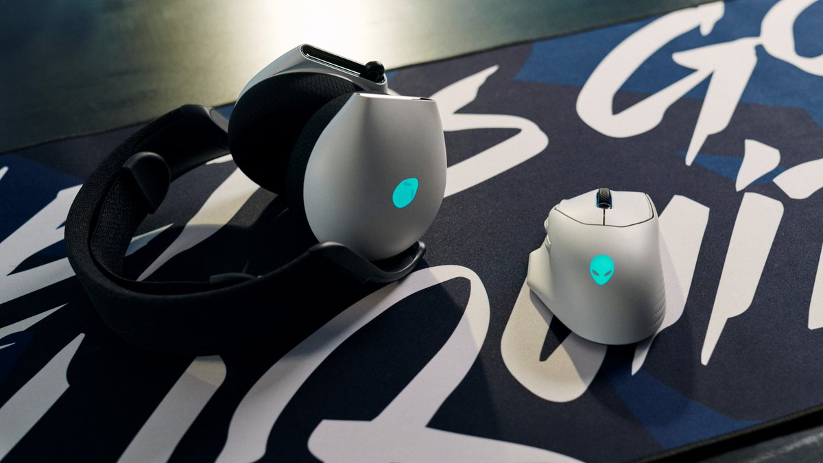 ALIENWARE on Twitter: "Is your gear wired or wireless?"