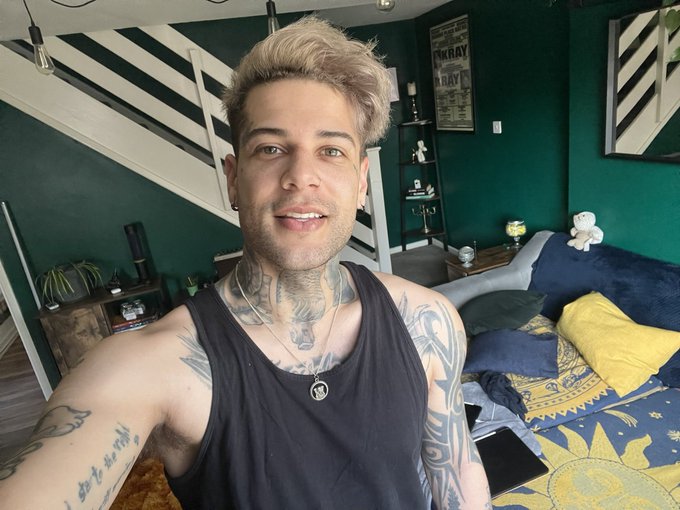 As if I posted and then just didn&rsquo;t explain! She fixed her teeth. Dw I didn&rsquo;t go Turkey and file em down