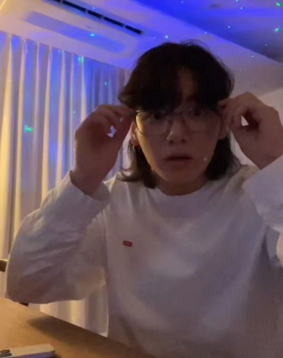 ッ💸ฝึกง๊าน tweet media