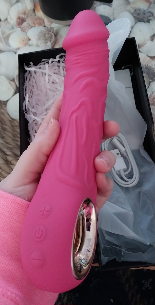 Huge thank you to <a href="/Pandora39277801/">Pandora</a> for my toy, can't wait to test this out 🥰