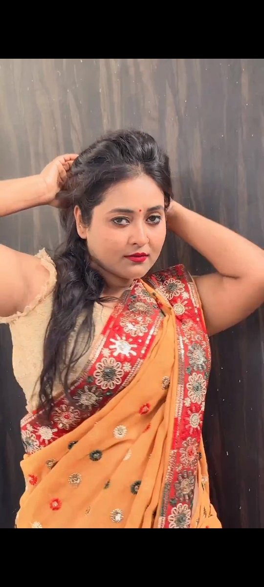 vvvvvv on Twitter: "This aunty 💦💦💦💦"