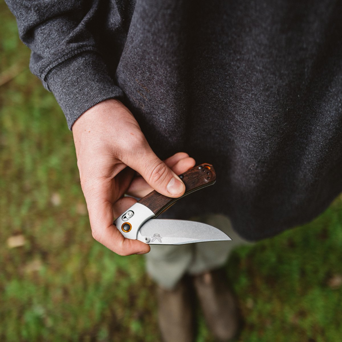 It's the Mini Crooked River Benchmade Knife! This hunting knife is designed with a stabilized wood handle and steel blade. Great for hands-on projects, hunting trips, and outdoor adventures, you'll be glad to have this versatile tool with you! 

waltsoutdoorworld.com #Benchmade