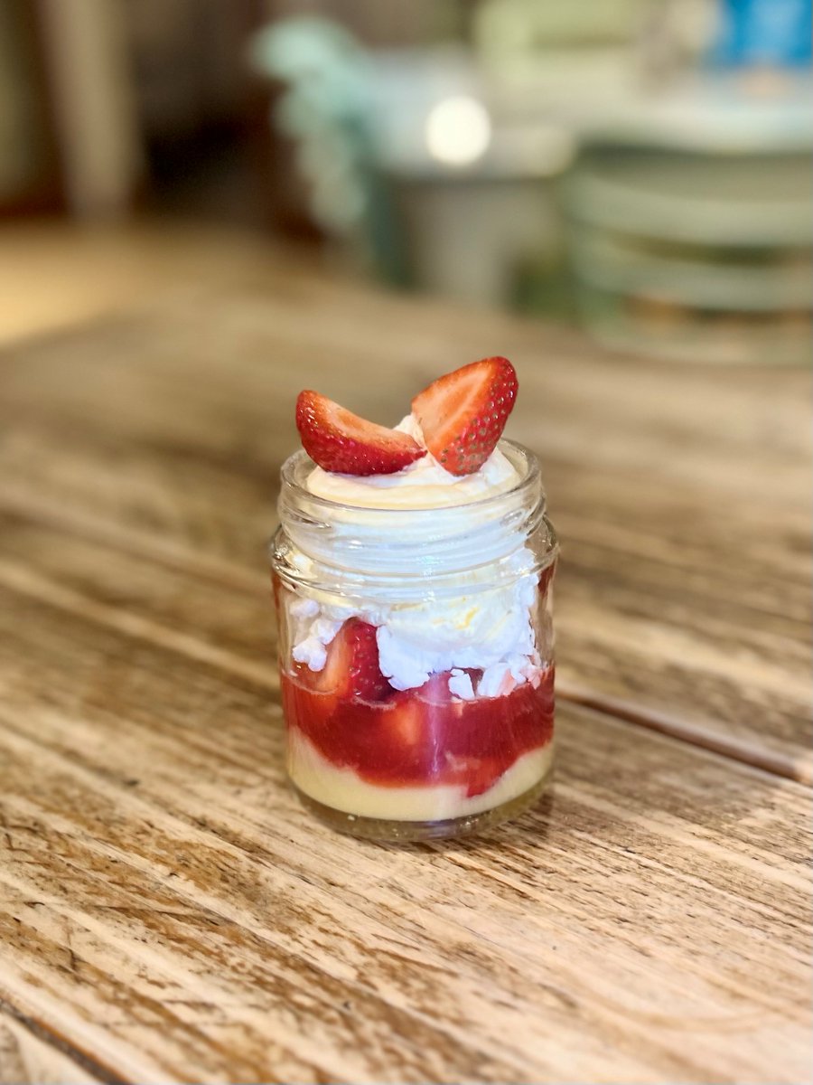 ludlowkitchen's tweet photo. Puddings Galore returns to Ludlow Kitchen on Thursday 20th July! Definitely one for the sweet tooth; enjoy an Estate Grazing Board followed by four delicious puddings! Visit https://t.co/33Ir11Ji8i to find out more #ludlow #ludlowevents #shropshire #shropshireevents https://t.co/uN8iwD9TrN