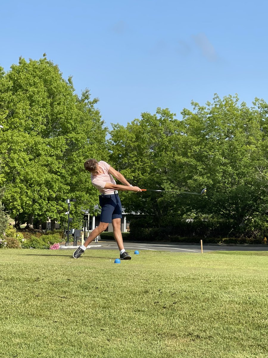 MtSpoBoysGolf's tweet photo. Day 2 begins…
#StateGolf
@alexcloer11 @StetsonGilbert7 @TerryCloer @Gards22 
@MSHS_CAT_SPORTS 
#GoCats https://t.co/QcHAuARnWH
