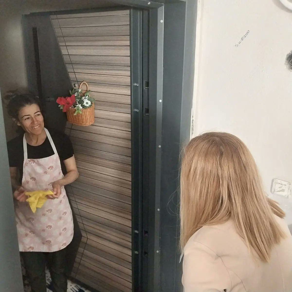 Kadınları cansız birer eşya gibi sahiplendirmek isteyen zihniyete , kadınlar sandıklarda ders verecek.
#Kararver