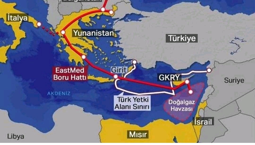 İtalyan petrol ve gaz şirketi Eni'nin CEO'su Claudio Descalzi, 'Yunanistan, İsrail ve GKRY
yönetiminin imzaladığı Eastmed boru hattı projesinin Türkiye'siz hayata geçirilemeyeceğini' söyledi. Descalzi, Türkiye'nin Doğu Akdeniz'deki varlığının olmazsa olmaz olduğunu ...