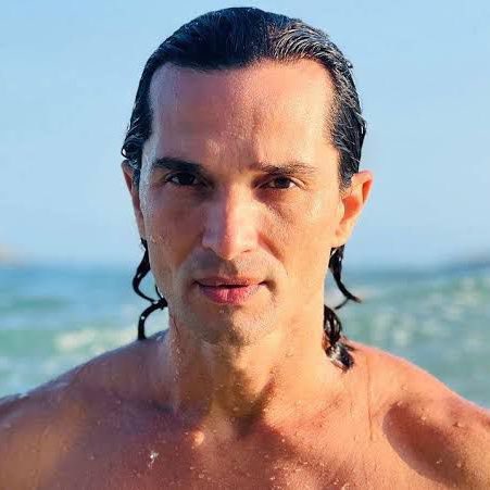 conteudosputosx's tweet photo. 🚨FAMOSOS: A polícia do RJ encontrou o corpo do ator Jefferson Machado da Costa, de 44 anos, desaparecido desde o dia 27 de janeiro. https://t.co/Rhm52cCdn1