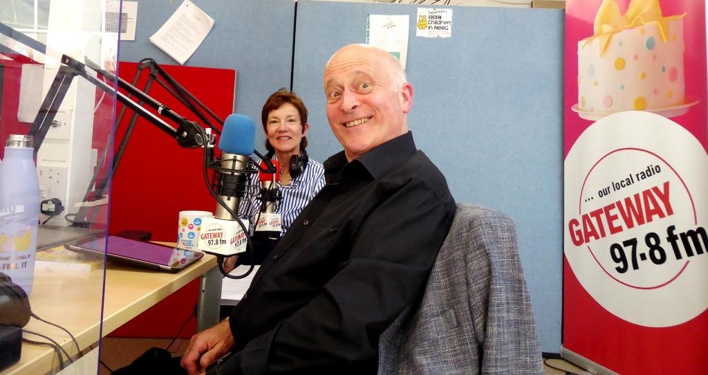 SunriseCalls's tweet photo. Thank you Jacqui, John and Steve @Gateway978! I had a great time on the Good Afternoon show this afternoon. #radio #communityradio #basildon #plotlands https://t.co/8tWdJFPo0u