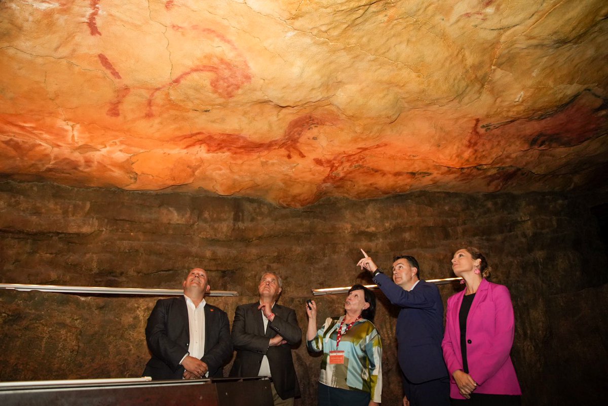 minturgob's tweet image. El @museodealtamira es el segundo más visitado de 🇪🇸 Una joya destacada por la @UNESCO que ha sabido reinventarse y convertirse en un #museosostenible.

🏛 Gracias al proyecto #RETECH de patrimonio con fondos #NextGenEU

📸 Visita @Hectorgomezh