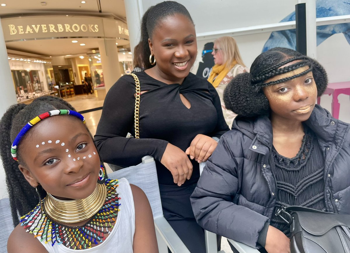 apignat1's tweet image. Let the End of Year Showcase events @WestCollScot commence! What a way to start with HNC Fashion Makeup catwalk show @Braeheadcentre. Huge congratulations everyone and massive thanks to the staff at Braehead Shopping Centre 👏(all photo permissions given) #fashionmakeup #GlowUp