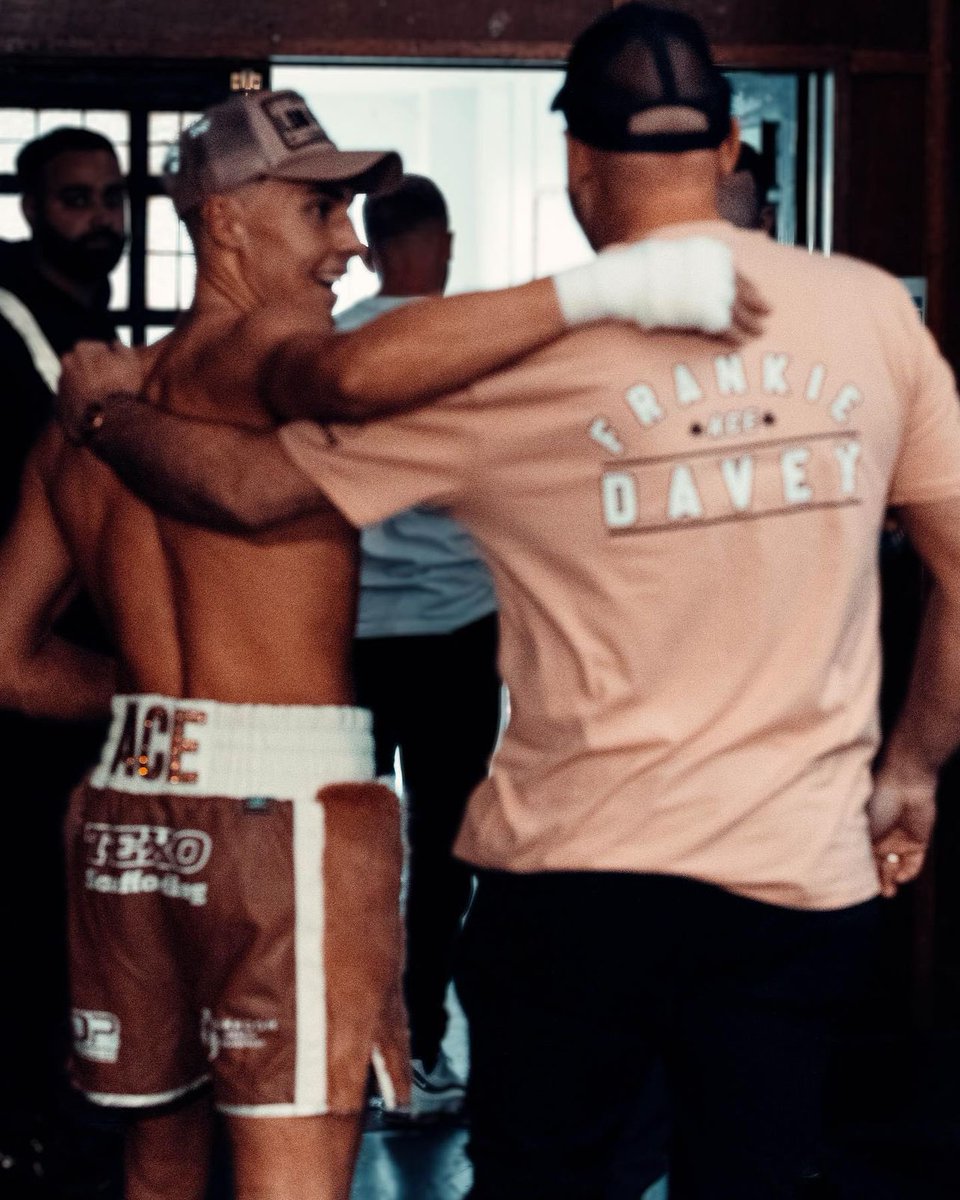 No battle is too tough when my Dad is by my side. We go to war together ⚔️ 

#TeamDavey♠️