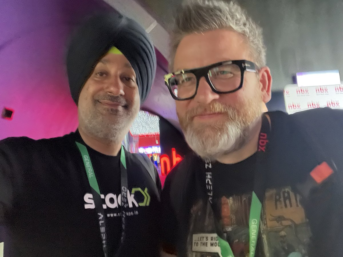 ParrySondhi's tweet image. Passionate for classic bikes x running bikers community x nfts 🤘- Arthur just nailed everything when it comes to Web3 🚀
#StackOS #NFT #Web3 #NBX #Hackonchain #Hackathon #Warsaw #Poland #AI #DeCloud $STACK