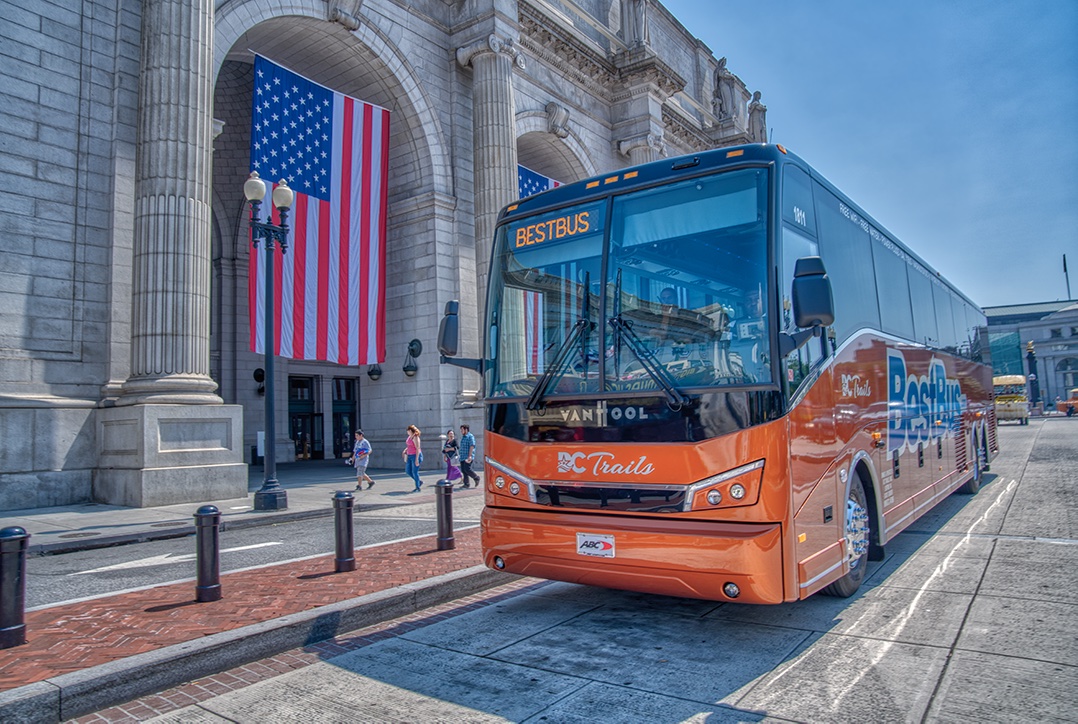 TheBestBus's tweet image. It's not too late to book a seat on #BestBus and have a great Memorial Day weekend at both ends of our line run between Washington DC and New York City!  Book your seat now at BestBus.com or by using our mobile app! #RideTheBest #GoBestBus #MemorialDay
