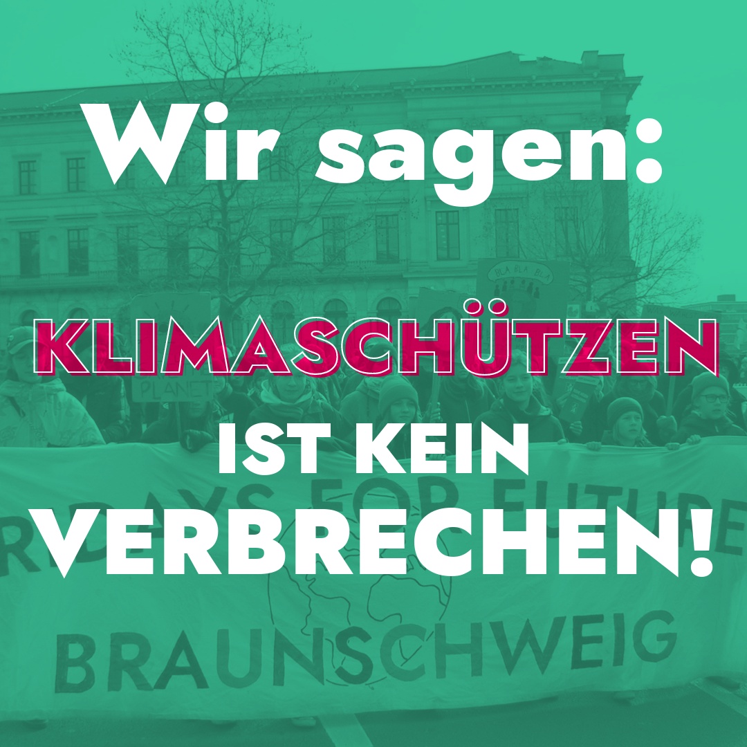 Die #LetzteGeneration ist keine kriminelle Vereinigung und deshalb verurteilen wir die heutigen Razzien gegen die LG! Statt für den Erhalt unserer Lebensgrundlagen einzutreten, wird Klimaprotest immer weiter kriminalisiert. Klimaschützen ist kein Verbrechen✊🌍