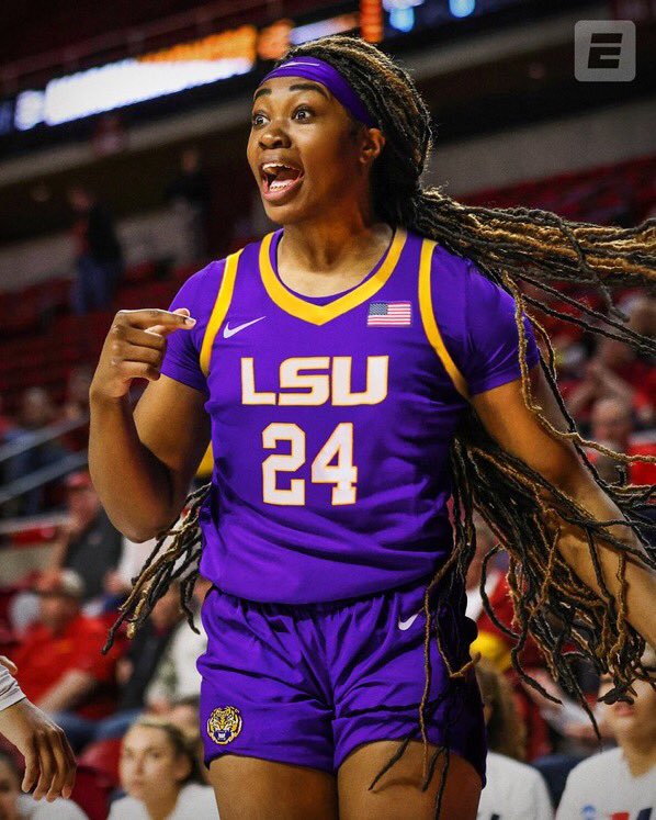 j_amo__'s tweet image. MAY THE TWENTY FORTH BE WITH YOU #Kobe #Morrow