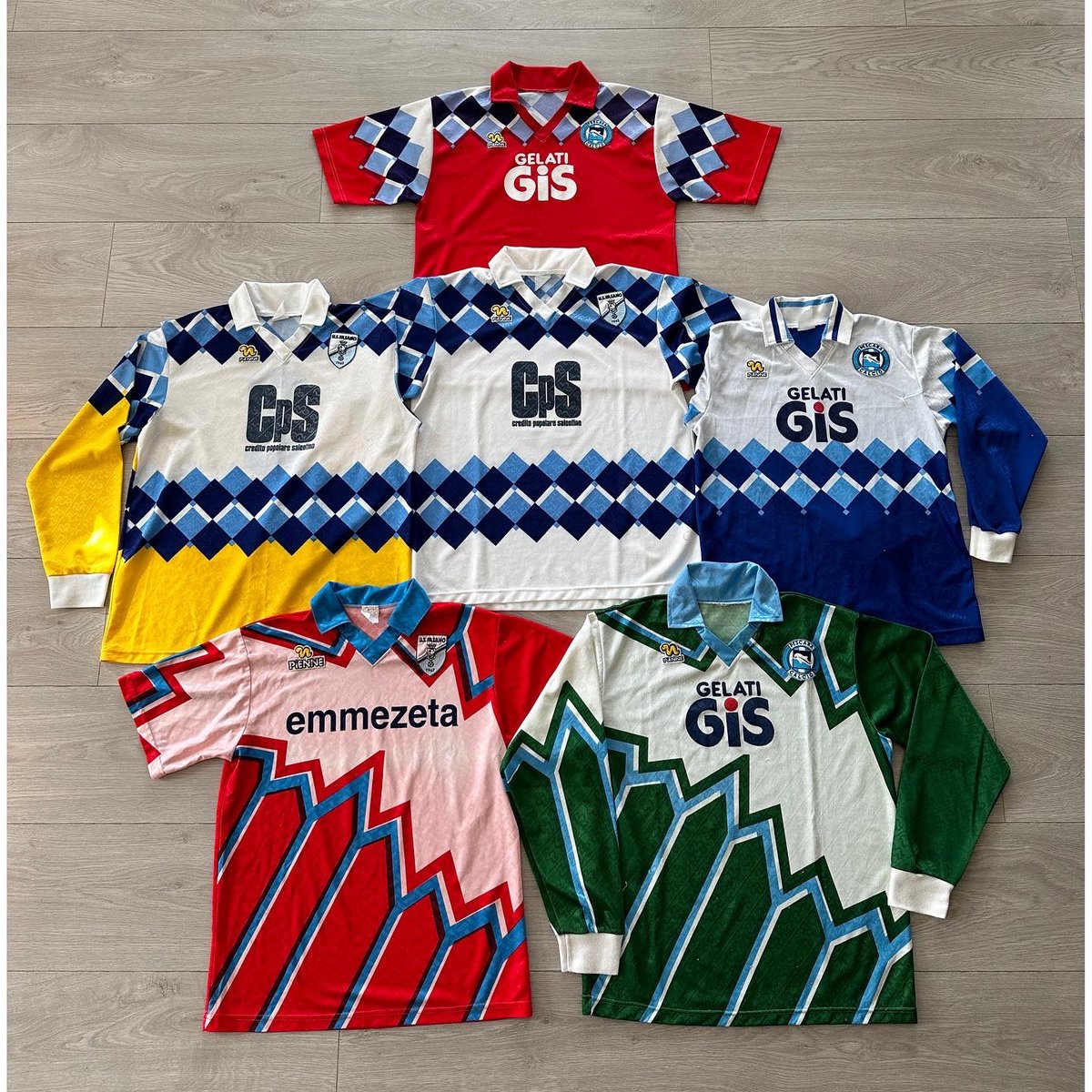 Footeven8's tweet photo. My Pienne Collection coming together 🙌🔥🪱

#pescara #pienne #footballshirts #usfasano https://t.co/c6BJS8iVuf