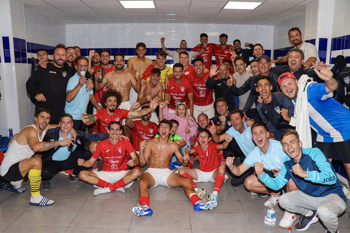 victorgon21's tweet photo. Y por qué no?✨🤞🏼

#EstamosEnLaFinal https://t.co/OSYk22wLND