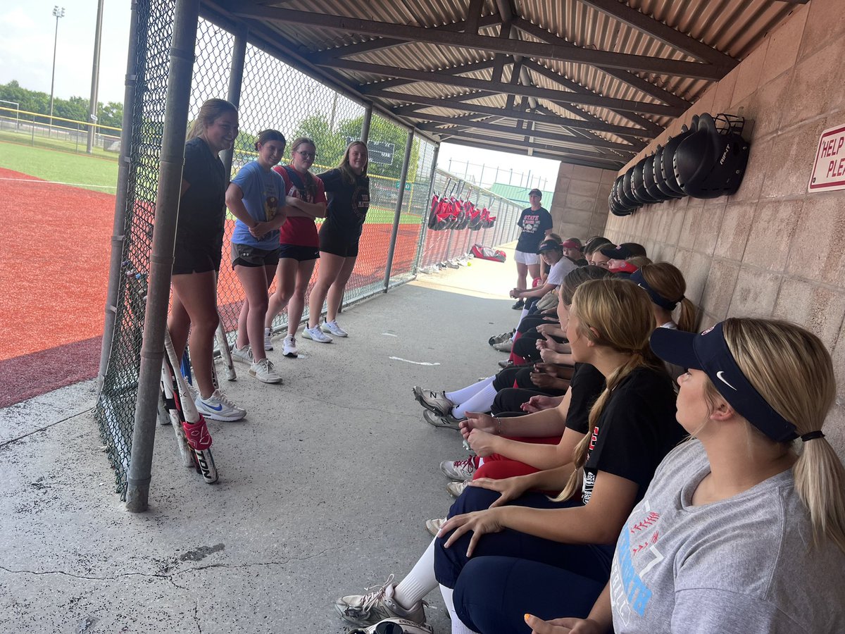 ON Softball (@breeederer) on Twitter photo Thank you alumni for coming back to talk about their state experience and championship mindset 🥎 <a href="/mayagallagher5/">Maya Gallagher</a> <a href="/melhipsher11/">Melanie Hipsher</a> <a href="/LERoberts03/">lauren roberts</a> <a href="/alliestipsits04/">allie stipsits</a> Thank you alumni for coming back to talk about their state experience and championship mindset 🥎 <a href="/mayagallagher5/">Maya Gallagher</a> <a href="/melhipsher11/">Melanie Hipsher</a> <a href="/LERoberts03/">lauren roberts</a> <a href="/alliestipsits04/">allie stipsits</a>