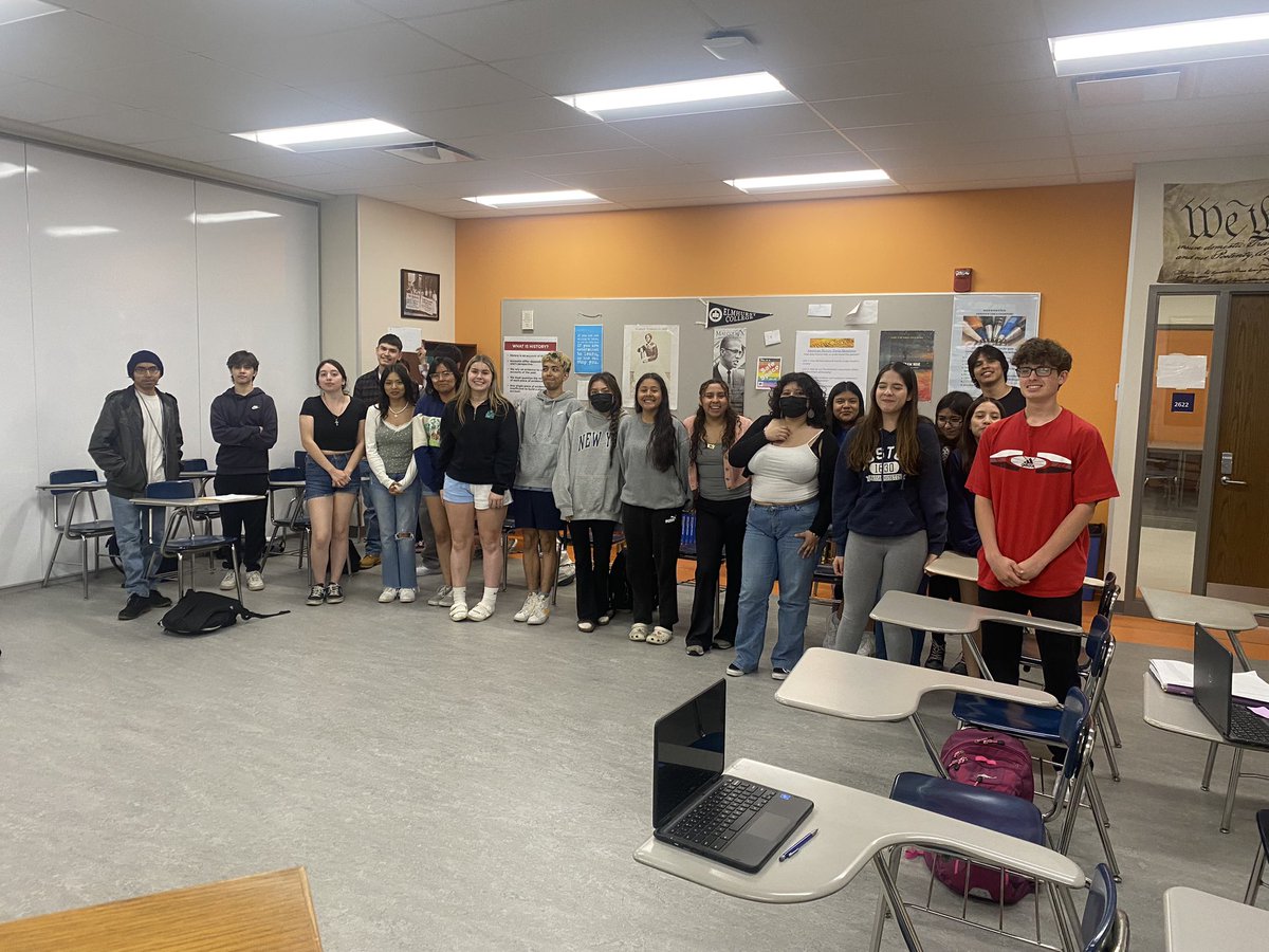 MarcWolfeHC's tweet image. Fun final exam collaboration between Business Law and @WeGoHumanities Mr. Zeman’s Criminal Justice class. In the mock trial of Logan Lovell v. Pat Sainsbury, Mr. Zeman’s students prevailed! We will appeal! #WeAreWeGo