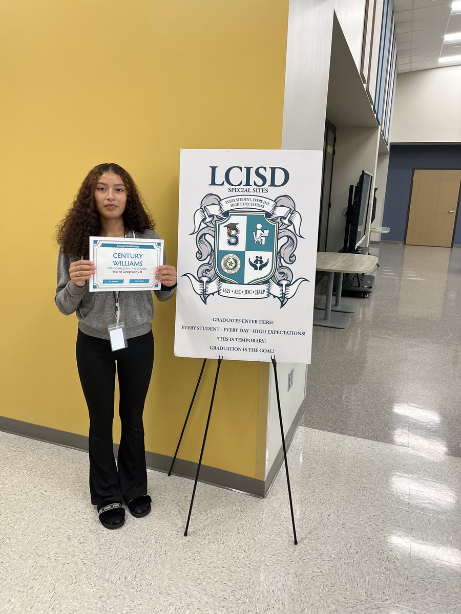 EveningFlex's tweet photo. Congratulations to Century W. from Terry High School for earning her World Geography B credit at 1621 Place Evening Flex. Way to go! We are so proud of you! @lcisd_specials @Terry_Rangers #SpecialSitesSuccess #betheonelcisd https://t.co/GtDSKhv9ib