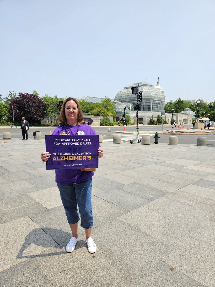 ppberkeley's tweet photo. A great rally in DC... What do we need? Access!! When do we need it? Now!!
@ALZIMPACT #moretime #ENDAlz https://t.co/uJkUr15pAa