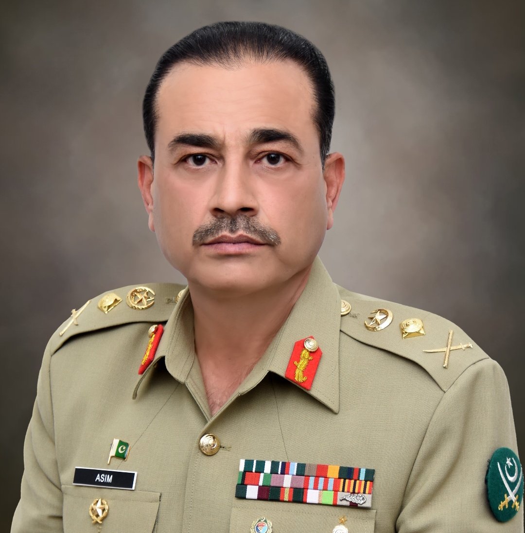 Maira_pak's tweet photo. اللہ پاک تمہاری نسلوں کو غرق کرے 🤲 https://t.co/4gIgrOQllp