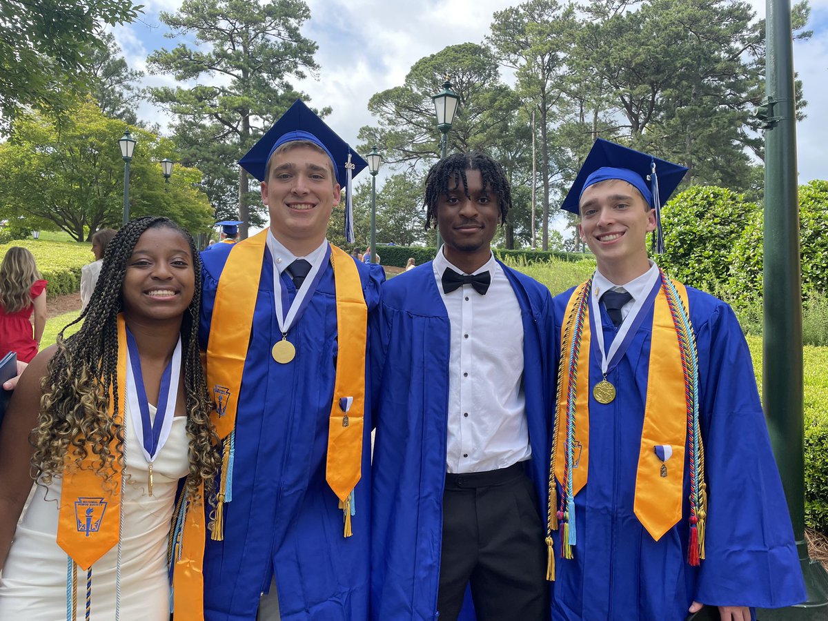 LexiRedd2's tweet photo. Officially a Chelsea alum! Thankful for all the friends, family, and mentors that were integral to my success in high school. Now, onto @CollegeofCharl1 !! https://t.co/JXW3EqRO6y