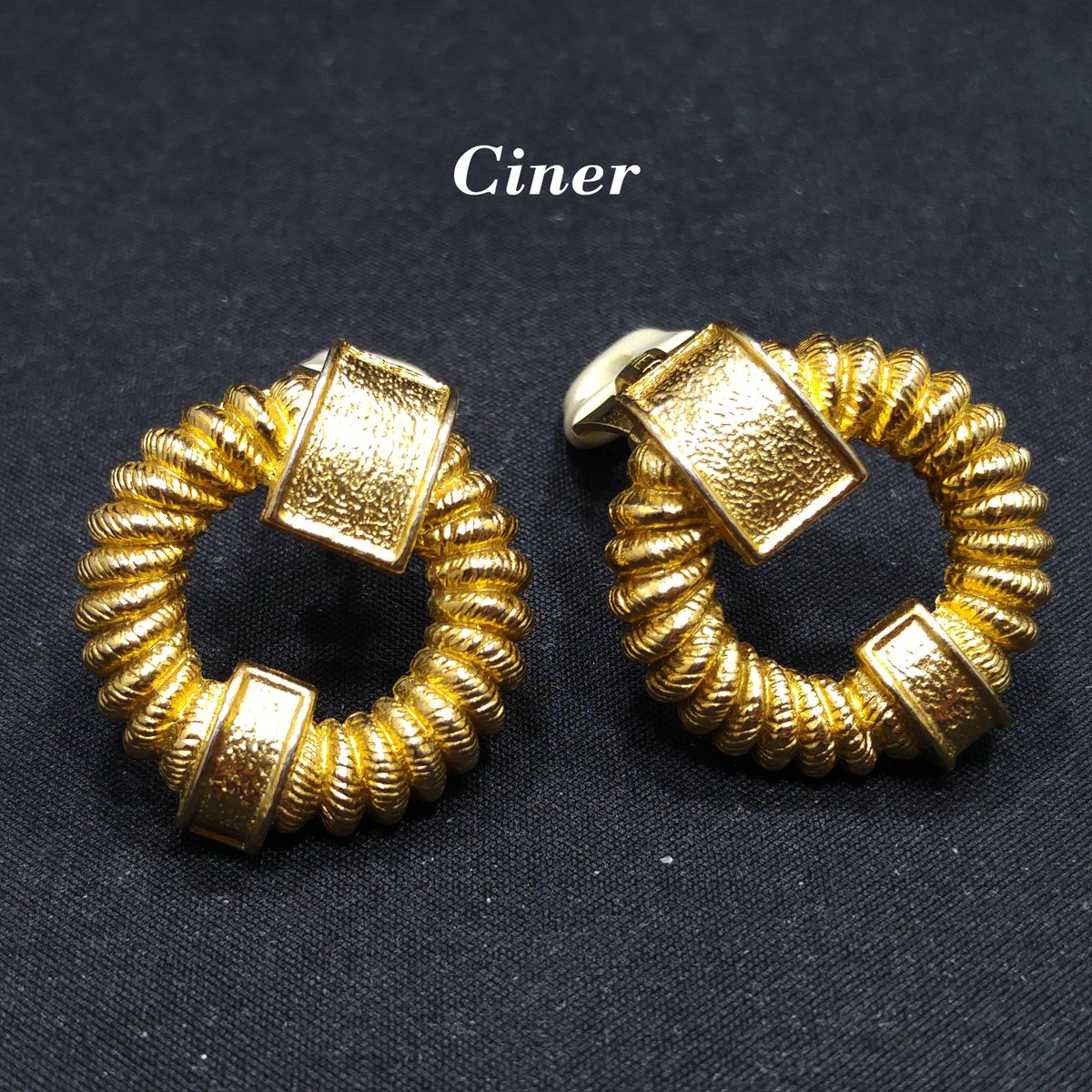 #etsy shop: Ciner Open Center Round Clip Earrings, Gold Plated, 1980s Vintage Jewelry etsy.me/3BRZMTV #gold #circle #women #cinerearrings #designerearrings #designerjewelry #vintageearrings #vintagejewelry #vintagegift