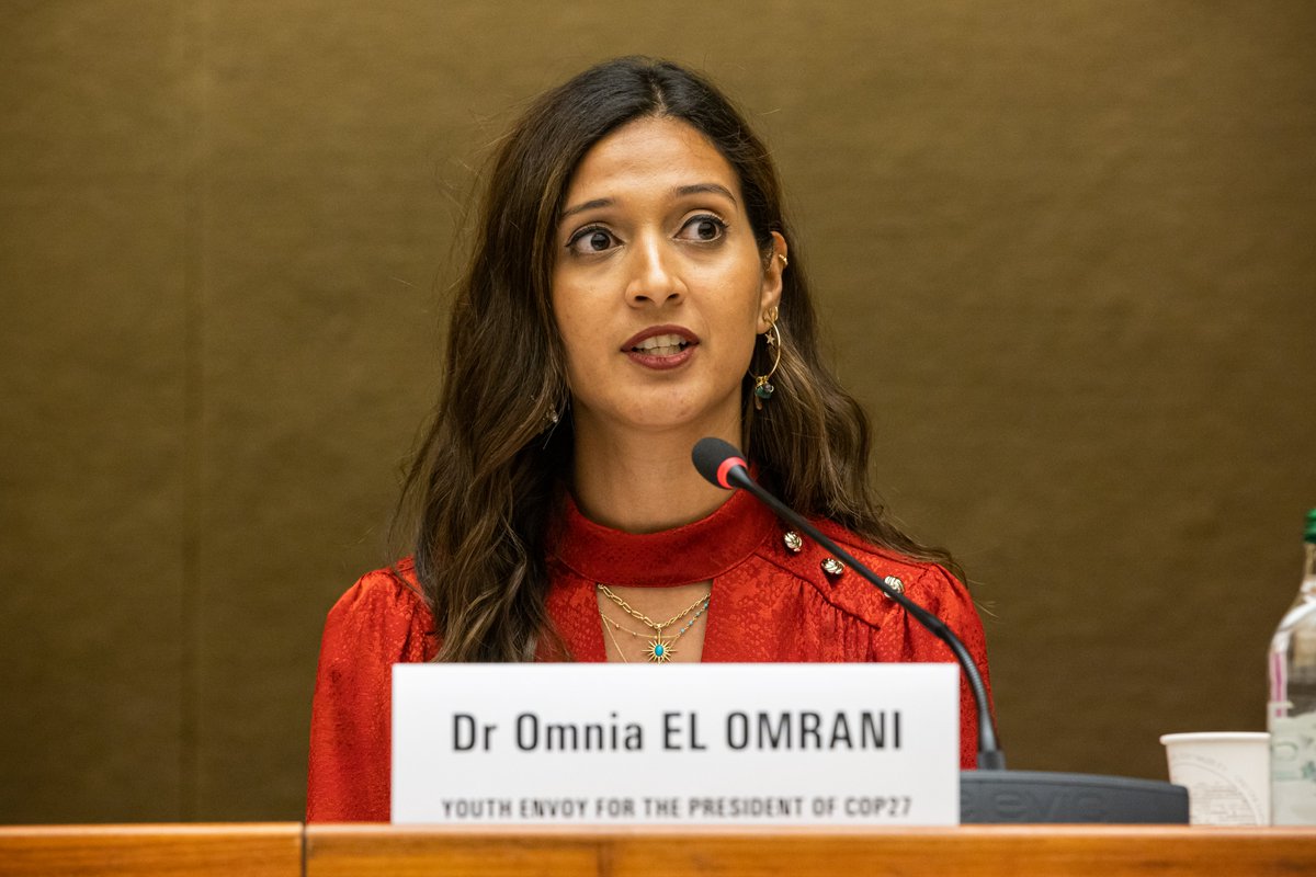 Welcoming Dr Omneya El Omrani, #COP27 President’s Youth Envoy and physician from Egypt 🇪🇬, at the #WHA76 roundtable on environment and #ClimateChange. Engaging young people in #ClimateAction is essential to tackle this global threat. #HealthyPlanet
