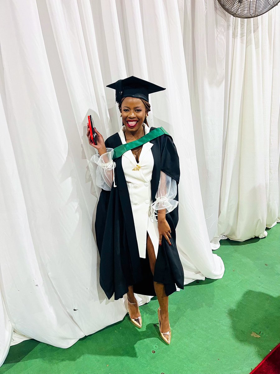 OmphileMokwape's tweet photo. What a perfect day🥰❤️ #SMUGrad https://t.co/DJh1O9MY60