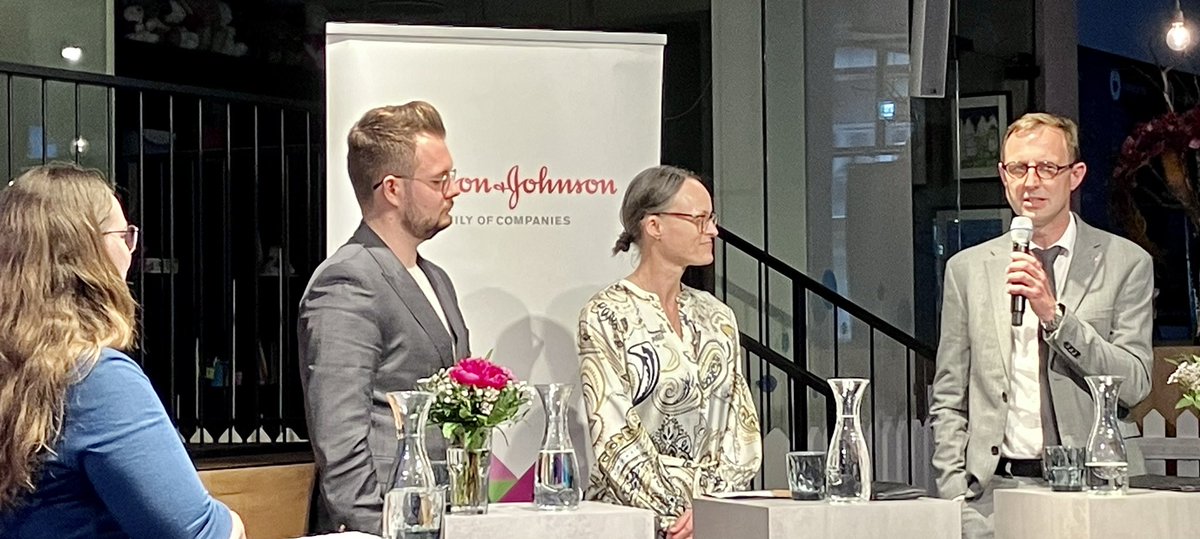 Christian Thams (@cthams) on Twitter photo Spannende <a href="/JNJNews/">Johnson & Johnson</a> Veranstaltung zur Digitalisierung im Gesundheitswesen. Viele gute Ansätze und Plattformen in Forschung, Krankenhäusern und Praxen. Politische Rahmenbedingungen und Strukturen für mehr Digitalisierung sind schnell erforderlich. <a href="/ProfThun/">Sylvia Thun</a> Spannende <a href="/JNJNews/">Johnson & Johnson</a> Veranstaltung zur Digitalisierung im Gesundheitswesen. Viele gute Ansätze und Plattformen in Forschung, Krankenhäusern und Praxen. Politische Rahmenbedingungen und Strukturen für mehr Digitalisierung sind schnell erforderlich. <a href="/ProfThun/">Sylvia Thun</a>