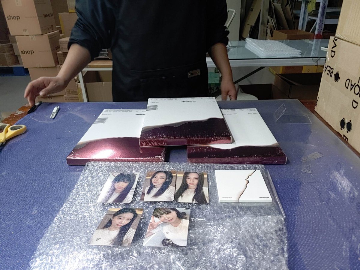 brokeklub's tweet photo. #BKPHUpdates

[Unforgiven GOs]

Arrived kr adress!

Sites:
💸Weverse FS
💸 Music Plant
💸 M2 B Ver.

DM us if you have any concerns https://t.co/Q4MrsXzdIW