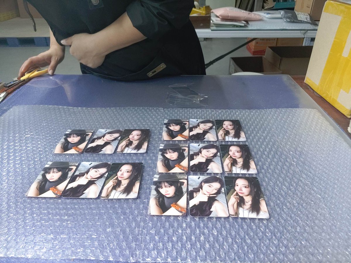 brokeklub's tweet photo. #BKPHUpdates

[Unforgiven GOs]

Arrived kr adress!

Sites:
💸Weverse FS
💸 Music Plant
💸 M2 B Ver.

DM us if you have any concerns https://t.co/Q4MrsXzdIW