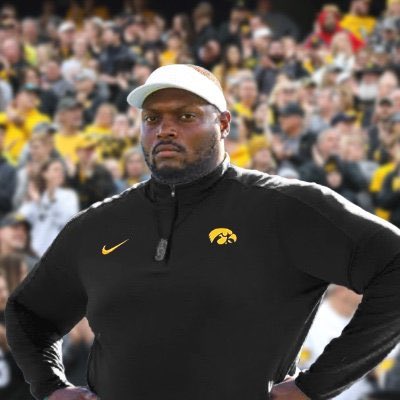 Make sure to join the #NCMFC & @hawkeyefootball Recruiting Specialist @CoachBrowne72 tomorrow night at 7pm ET/4pm PT for his Coach’s Showcase!

Coach Browne will be discussing pass protection scheme. Event access will be sent out hours prior to the event.

#PreparePromoteProduce