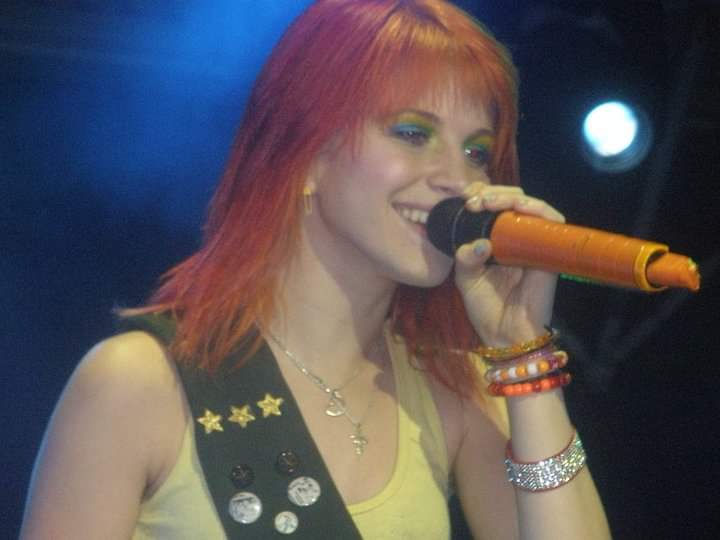 Hoopla_Hoe's tweet photo. I miss this 😭
(Sorry about the quality of the photos they're 13 years old 😭) 
Honda civic tour 2010 Milwaukee, WI https://t.co/ufA0kRsWyG