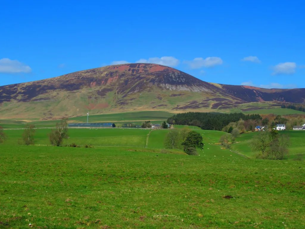 We’re so excited to take on Tinto Hill tomorrow with S1 for <a href="/StAndrewHospice/">St. Andrew's Hospice</a>! All pupils taking part should meet Mrs Killean after registration in the social area. If you haven’t handed in your consent form please remember to bring it 🩵 <a href="/MargaretsHigh/">St Margaret's HS</a>