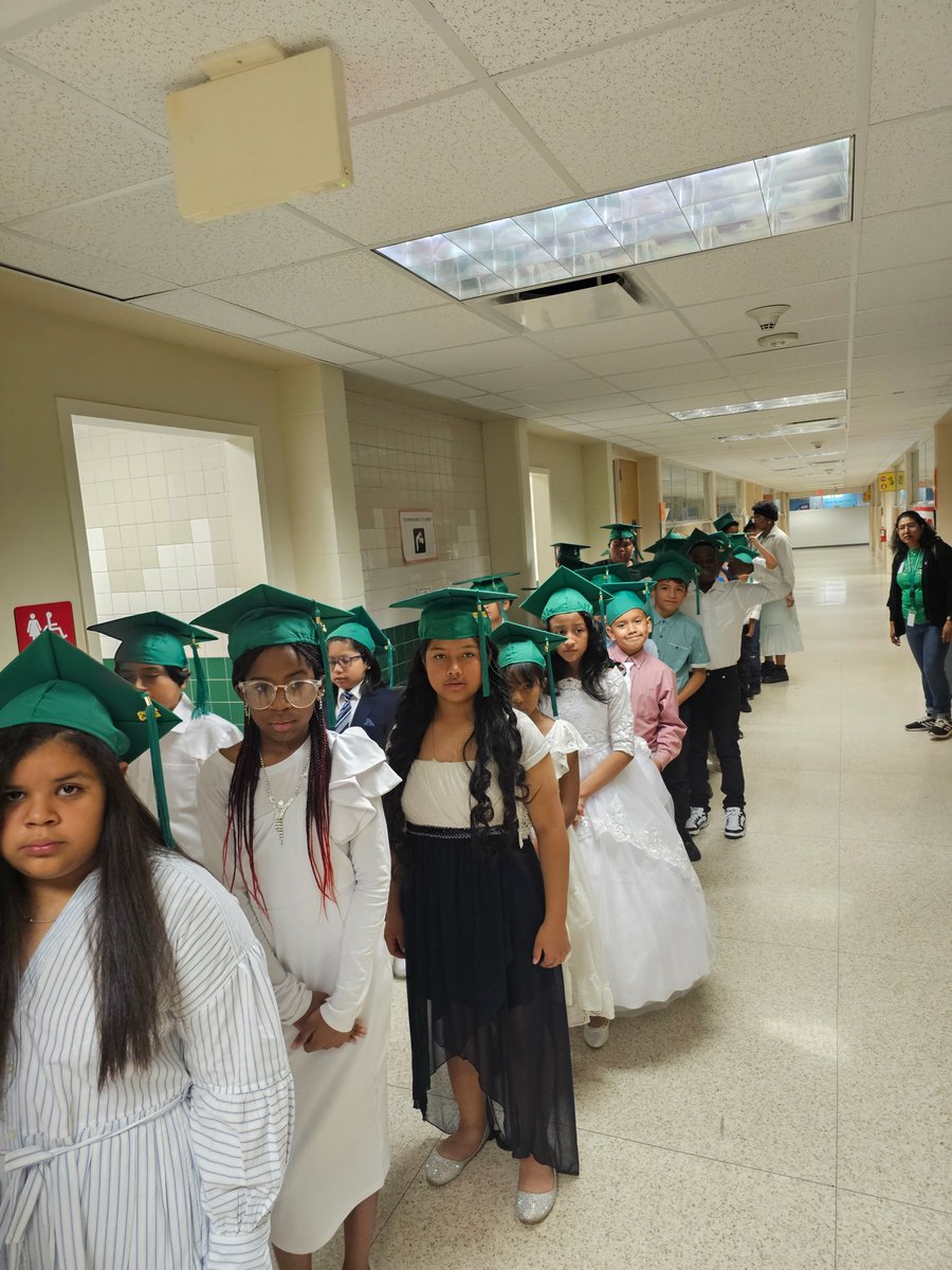 Ms_T_Jackson_'s tweet photo. 5th Grade @Youens_Gators did an amazing job at their last awards ceremony. https://t.co/dDcU20ke7m