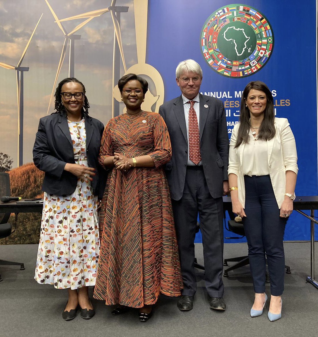 At #COP26, the UK announced the Room to Run guarantee, unlocking $2bn of <a href="/AfDB_Group/">African Development Bank Group</a> funding for climate projects in Africa.
 
Today, alongside <a href="/akin_adesina/">Dr. Akinwumi A. Adesina, CON, CGH</a>, we announced the first R2R projects in Egypt and Senegal, delivering clean water and resilient infrastructure.