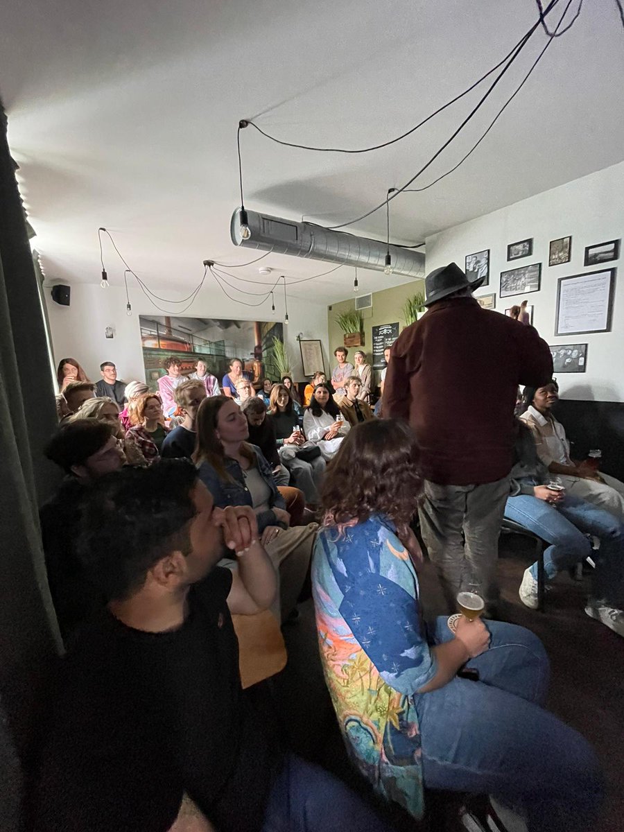 pintofscienceNL's tweet photo. Nice and gezellig event at #Maastricht for the third night of #pint23
#pintNL #scicomm #wetencomm https://t.co/7ZEwwmitc3