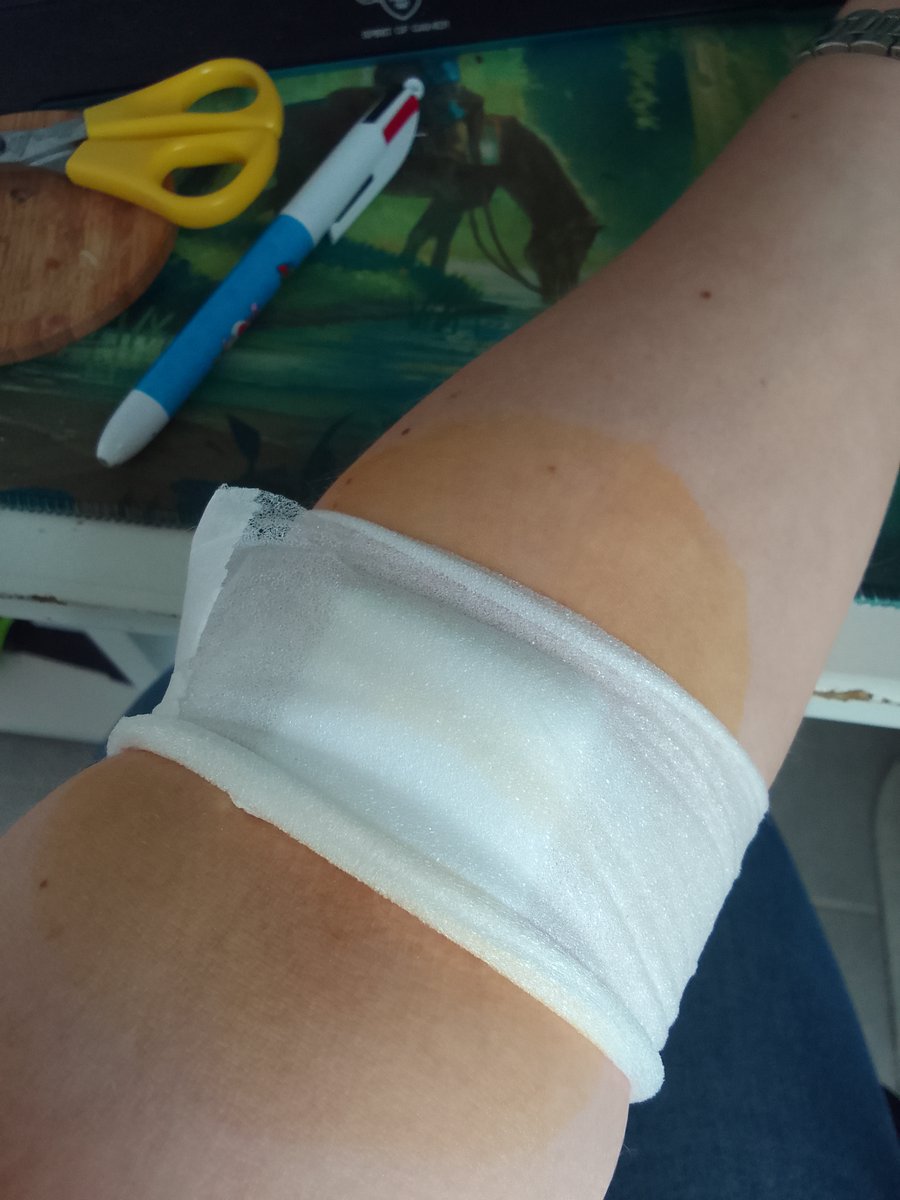 Et voilà ! Comme je me l'étais promis en début d'année, j'ai fait mon 1er don du sang aujourd'hui !

#dondusang @EFS_dondesang