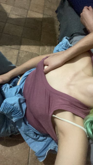 ? 😳 https://t.co/sffV0e4jjE<a href="/tag/model"class="tags"><span>#model</span></a><a href="/tag/linkinbio"class="tags"><span>#linkinbio</span></a><a href="/tag/latina"class="tags"><span>#latina</span></a><a href="/tag/feet"class="tags"><span>#feet</span></a><a href="/tag/daddysgirl"class="tags"><span>#daddysgirl</span></a><a href="/tag/webcam"class="tags"><span>#webcam</span></a>