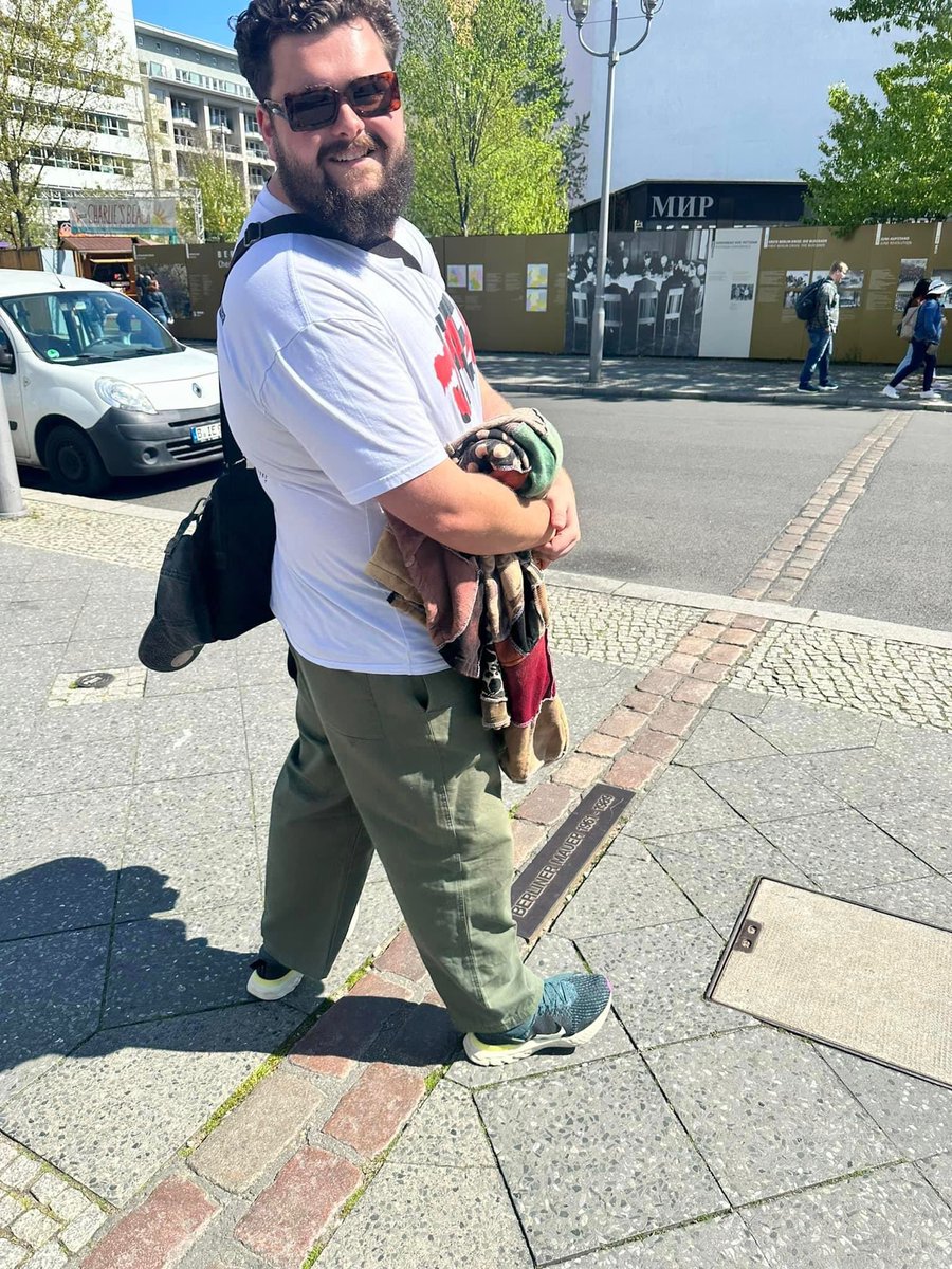 badensonline's tweet photo. Amsterdam - Berlin - Prague https://t.co/S6SkDyL5AC