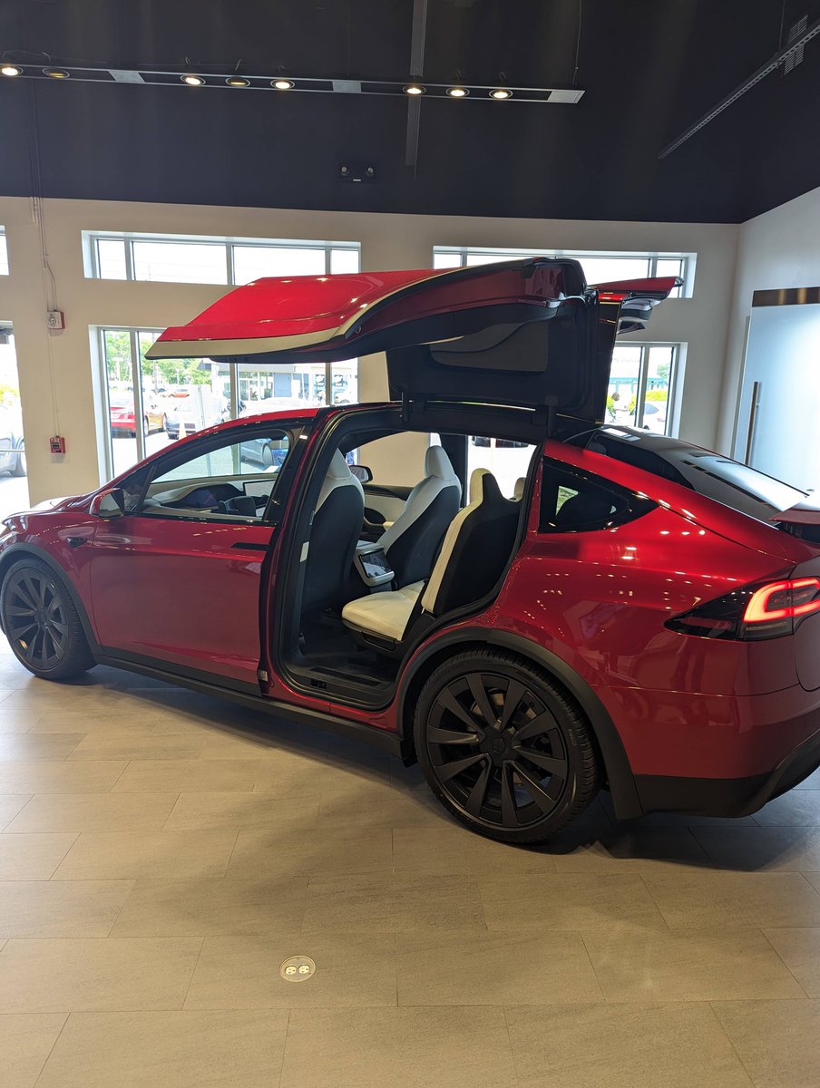Steven Spencer on Twitter "i picked up a tesla "loaner" midday from Springfield NJ location