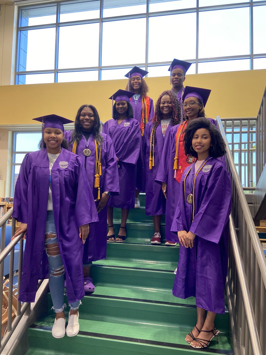 #thisisAVID  not only did we celebrate our graduating Srs from <a href="/rvhs/">Ridge View High School: A Med Pro Magnet</a> this morning at the lake…they also gave advice and talked about college and career choices!  <a href="/RichlandTwoAVID/">Richland Two AVID</a>