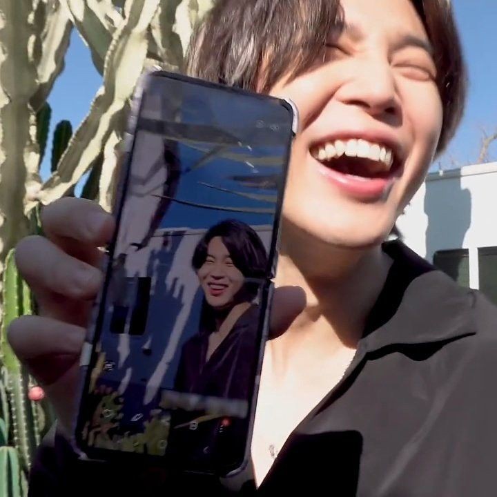 hobismiiles's tweet image. pretty boys w pretty smiles ✨ #sarmyselcaday #sasd #sarmy