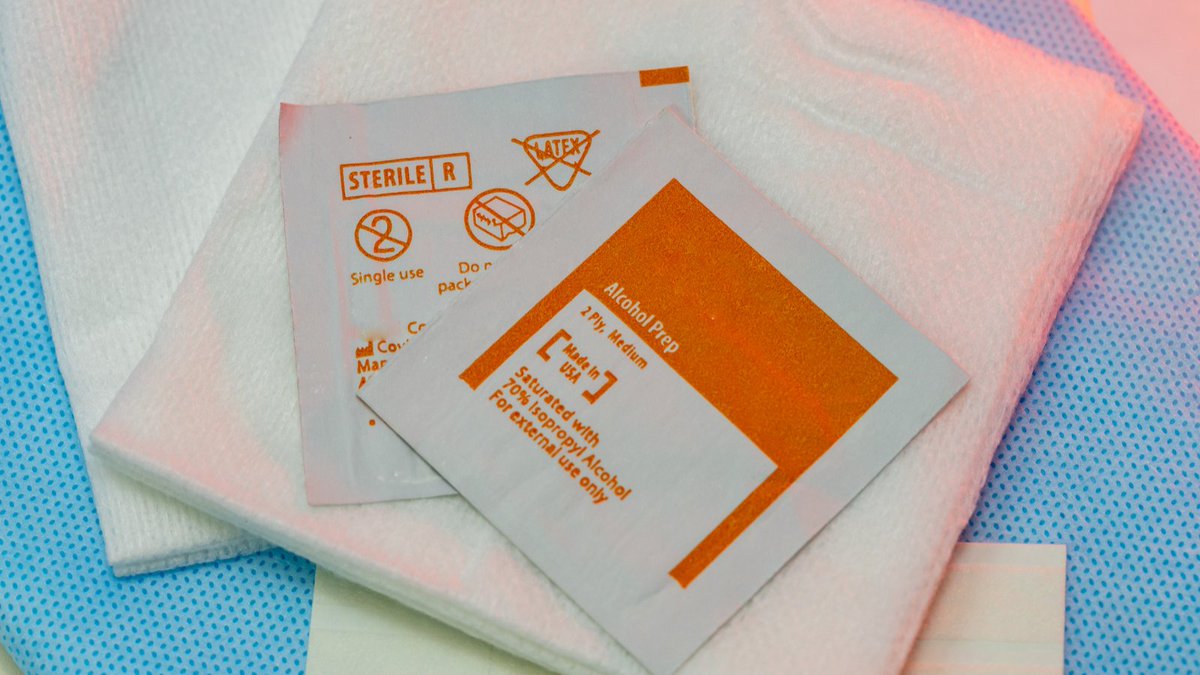 EmergencyMedBMJ's tweet image. #April2023 #OriginalResearch

"Inhaled Isopropyl Alcohol likely has a modest effect in reducing nausea in adult ED patients, compared with placebo"

@RCollEM @RCEMLearning @EMTAcommittee 

emj.bmj.com/content/early/…