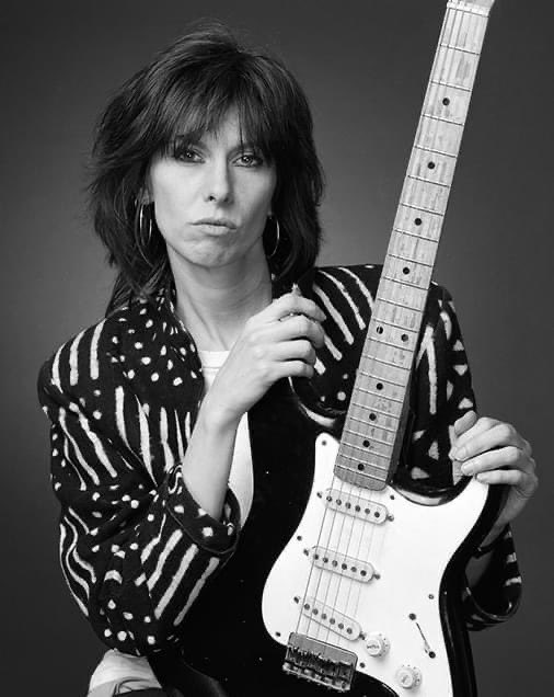 Ladies and gentlemen: 
Miss Chrissie Hynde of the Pretenders - Photo by Linda McCartney. 
🎵🎶 “The middle of the road is trying to find me 
I'm standing in the middle of life with my plans behind me”🎶🎵
#chrissiehynde #lindamccartney #thepretenders