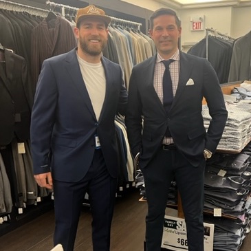 TomsPlaceTO's tweet photo. Wedding season is upon us! #RyanOReilly needed a suit for an upcoming wedding so naturally he stopped by Tom’s Place for a suit! He picked a blue suit, we’re hoping it’s a sign he intends to stay in #Toronto with the @MapleLeafs! https://t.co/huV0prQXIQ